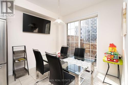 3094 Blackfriar Common, Oakville, ON - Indoor Photo Showing Dining Room