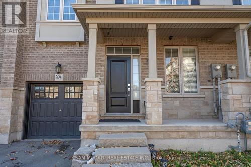 3094 Blackfriar Common, Oakville, ON - Outdoor