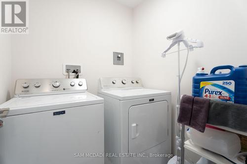 3094 Blackfriar Common, Oakville, ON - Indoor Photo Showing Laundry Room