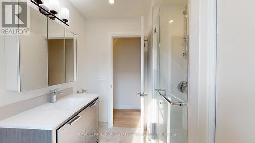 2Nd Flr - 3317 Bloor Street W, Toronto, ON - Indoor Photo Showing Bathroom