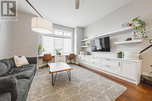 2244 Dewsbury Drive, Oakville, ON - Indoor Photo Showing Living Room