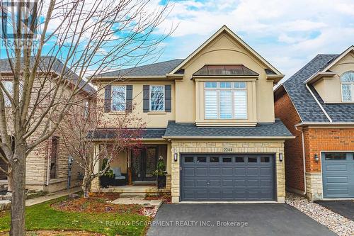 2244 Dewsbury Drive, Oakville, ON - Outdoor With Facade