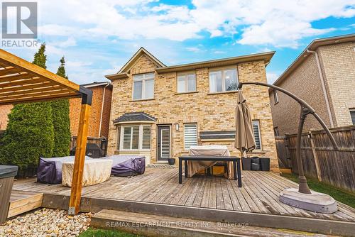 2244 Dewsbury Drive, Oakville, ON - Outdoor