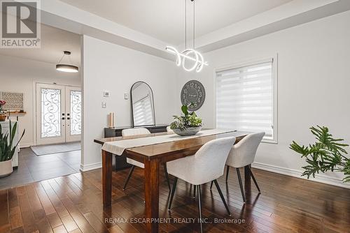 2244 Dewsbury Drive, Oakville, ON - Indoor Photo Showing Dining Room