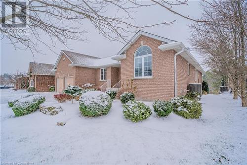 View of front of house - 64 Cottonwood Crescent, Cambridge, ON - Outdoor