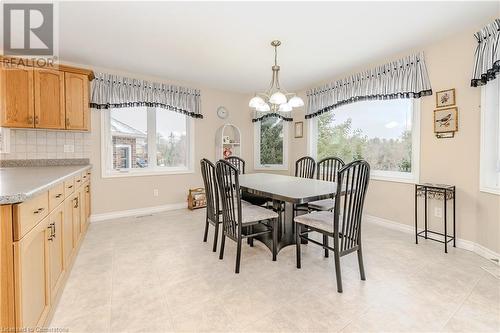 64 Cottonwood Crescent, Cambridge, ON - Indoor Photo Showing Dining Room