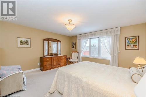 64 Cottonwood Crescent, Cambridge, ON - Indoor Photo Showing Bedroom