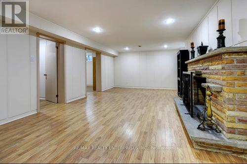 2401 Mississauga Road N, Mississauga, ON - Indoor With Fireplace