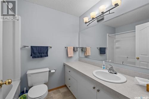 523 Mahon Drive, Prince Albert, SK - Indoor Photo Showing Bathroom