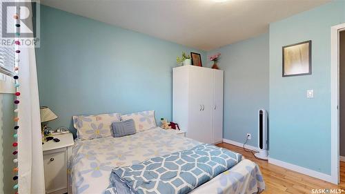 6006 1St Avenue N, Regina, SK - Indoor Photo Showing Bedroom