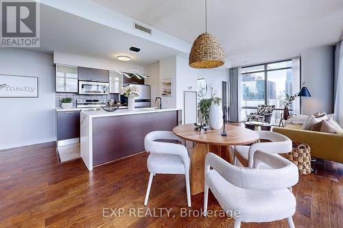 3203 - 38 Grenville Street, Toronto, ON - Indoor Photo Showing Dining Room