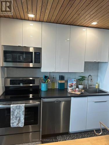 1105 - 207 Galloway Road, Toronto, ON - Indoor Photo Showing Kitchen With Stainless Steel Kitchen