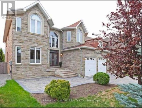 37 Bond Crescent, Richmond Hill, ON - Outdoor With Facade