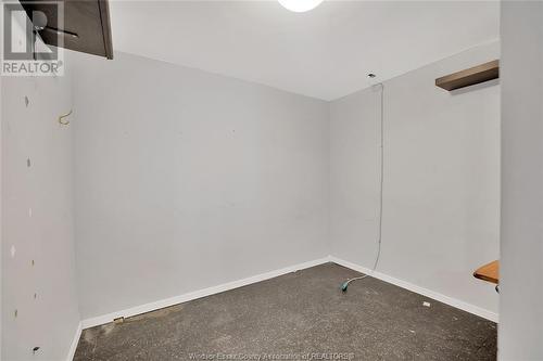 3443 Wyandotte Street East, Windsor, ON - Indoor Photo Showing Other Room