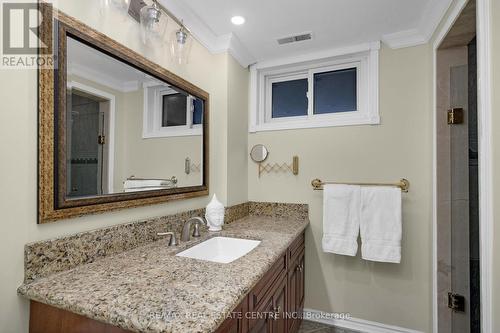 23 Woolen Mill Lane, Erin, ON - Indoor Photo Showing Bathroom