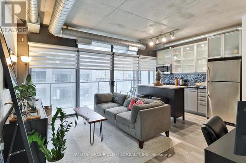 508 - 533 Richmond Street W, Toronto, ON - Indoor