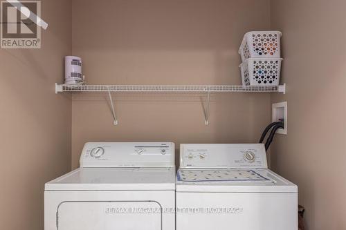 35 - 605 Welland Avenue, St. Catharines (444 - Carlton/Bunting), ON - Indoor Photo Showing Laundry Room