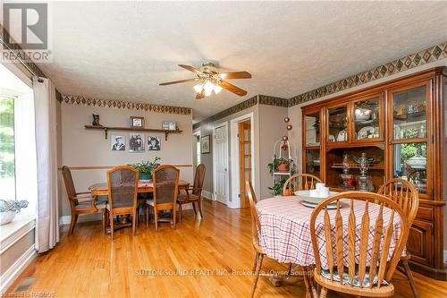 119888 Side Road 315, Georgian Bluffs, ON - Indoor Photo Showing Dining Room