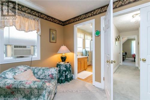 119888 Side Road 315, Georgian Bluffs, ON - Indoor Photo Showing Bedroom