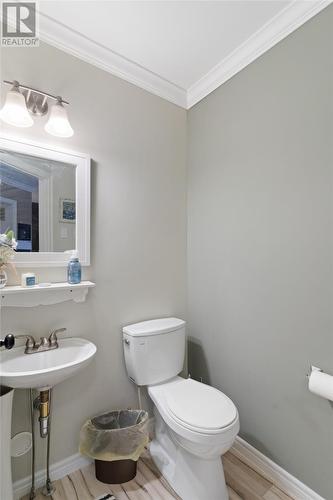 18 Mayfair Avenue, Paradise, NL - Indoor Photo Showing Bathroom