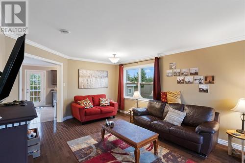 18 Mayfair Avenue, Paradise, NL - Indoor Photo Showing Living Room