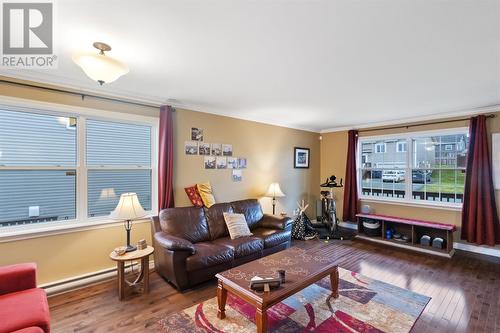 18 Mayfair Avenue, Paradise, NL - Indoor Photo Showing Living Room