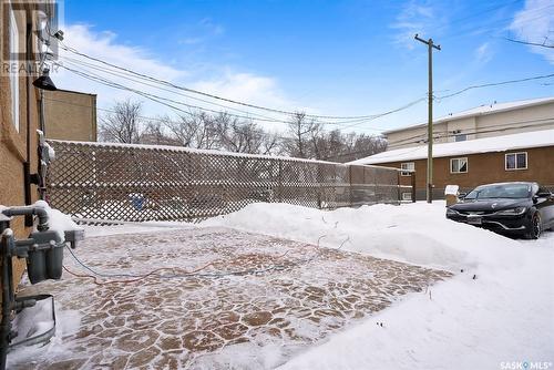 1528 Victoria Avenue, Regina, SK - Outdoor