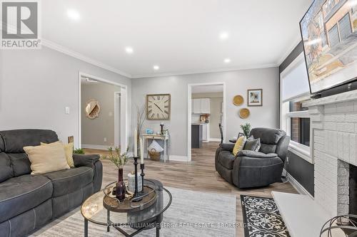 72 Willowbrook Drive, Whitby (Pringle Creek), ON - Indoor Photo Showing Living Room With Fireplace