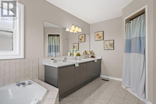 72 Willowbrook Drive, Whitby (Pringle Creek), ON - Indoor Photo Showing Bathroom