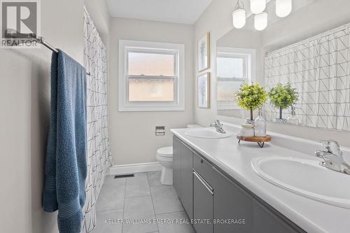 72 Willowbrook Drive, Whitby (Pringle Creek), ON - Indoor Photo Showing Bathroom