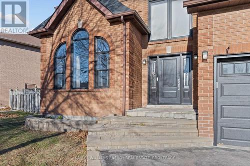 72 Willowbrook Drive, Whitby (Pringle Creek), ON - Outdoor