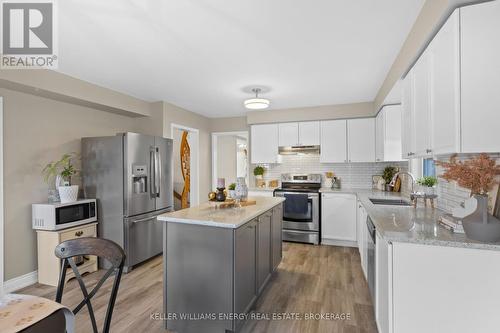 72 Willowbrook Drive, Whitby (Pringle Creek), ON - Indoor Photo Showing Kitchen With Stainless Steel Kitchen With Upgraded Kitchen