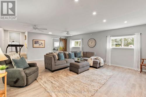 61 Toronto Street, Cramahe (Colborne), ON - Indoor Photo Showing Living Room