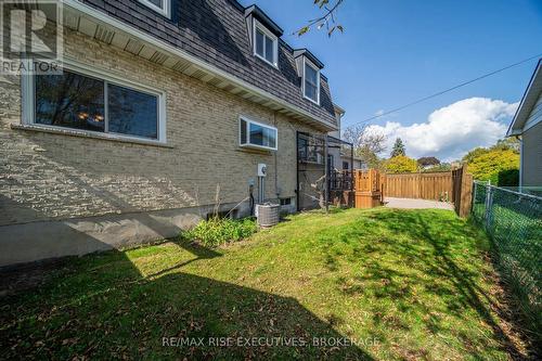 282 Welborne Avenue, Kingston (City Southwest), ON - Outdoor