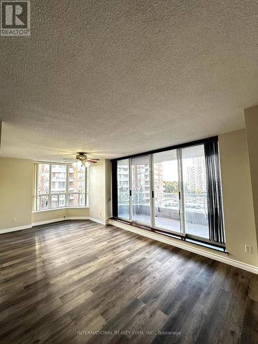 708 - 410 Mclevin Avenue, Toronto, ON - Indoor Photo Showing Other Room