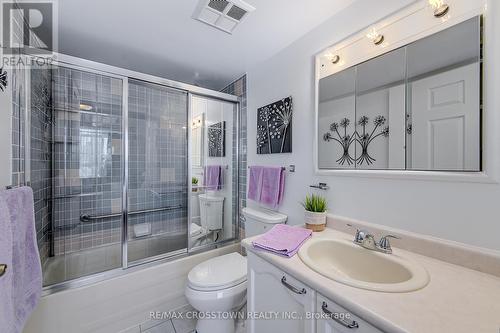 518 - 115 Bonis Avenue, Toronto, ON - Indoor Photo Showing Bathroom