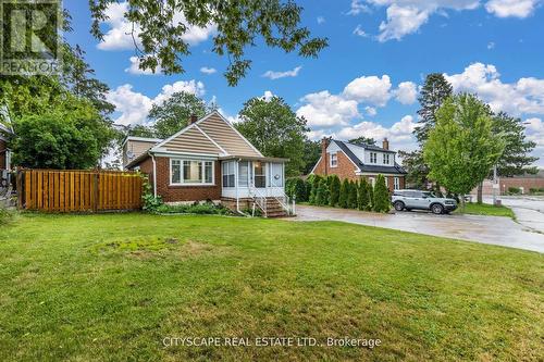 11 Brookside Drive, Mississauga, ON - Outdoor