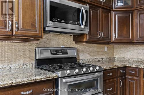 11 Brookside Drive, Mississauga, ON - Indoor Photo Showing Kitchen