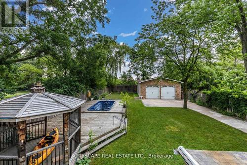 11 Brookside Drive, Mississauga, ON - Outdoor