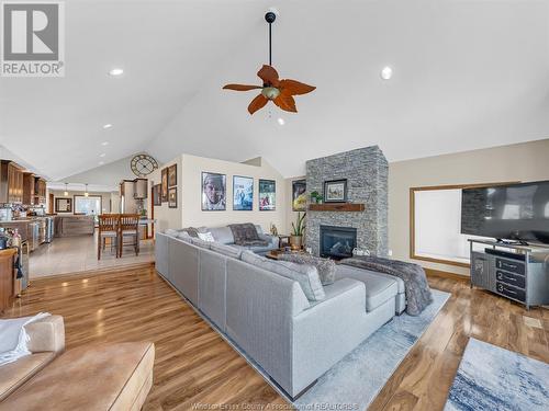 1690 Caille, Lakeshore, ON - Indoor Photo Showing Living Room With Fireplace