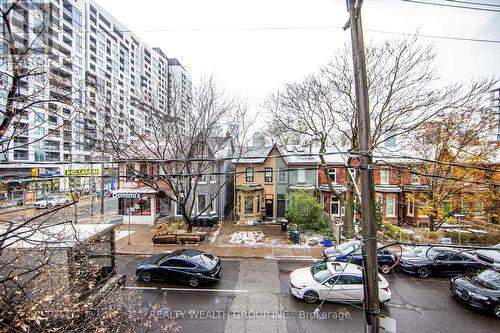 213 - 60 Bathurst Street, Toronto, ON - Outdoor