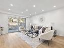 738 Edgewood Rd, Pickering, ON  - Indoor Photo Showing Living Room 