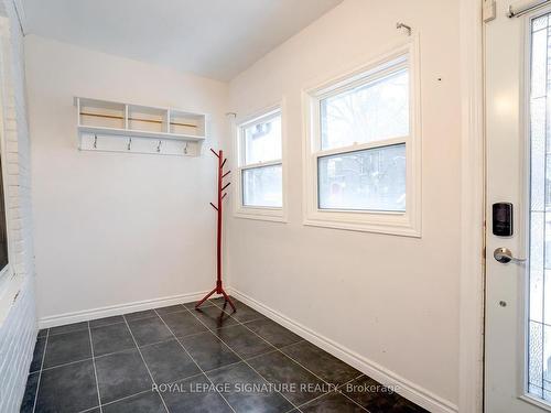 1101 Woodbine Ave, Toronto, ON - Indoor Photo Showing Other Room