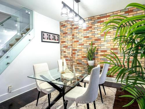 1101 Woodbine Ave, Toronto, ON - Indoor Photo Showing Dining Room