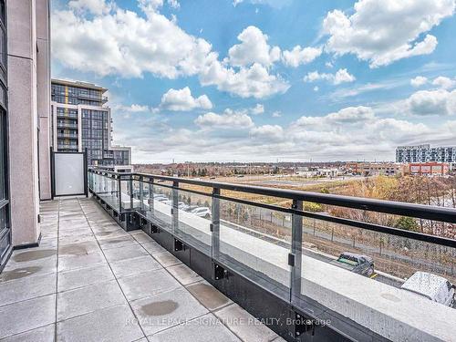 310-405 Dundas St W, Oakville, ON - Outdoor With View