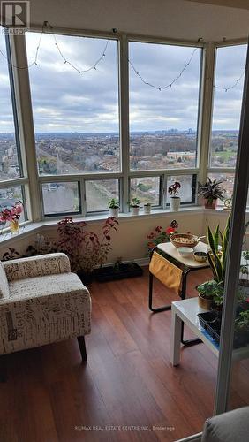 2207 - 135 Hillcrest Avenue, Mississauga, ON - Indoor Photo Showing Other Room