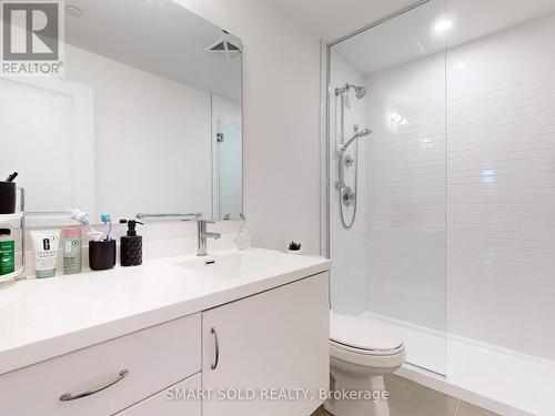 116 - 3200 William Coltson Avenue, Oakville, ON - Indoor Photo Showing Bathroom