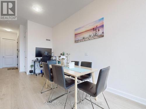 116 - 3200 William Coltson Avenue, Oakville, ON - Indoor Photo Showing Dining Room