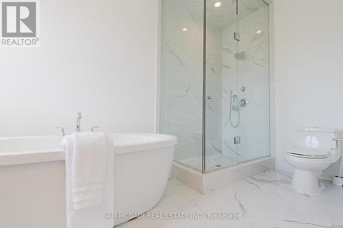 362 North Park Boulevard, Oakville, ON - Indoor Photo Showing Bathroom