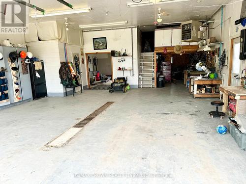 298 Government Road E, Kapuskasing, ON - Indoor Photo Showing Garage